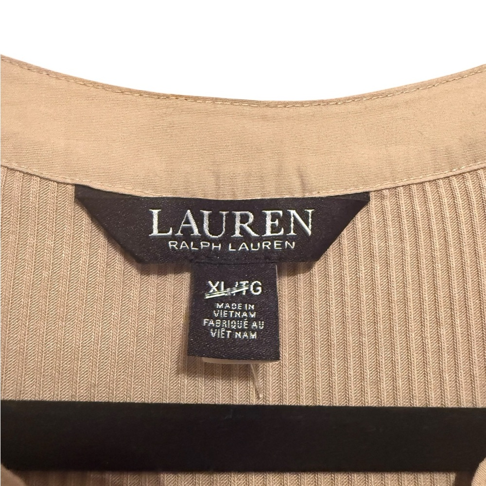 Ralph Lauren Puff-Sleeve Cotton-Blend Henley Tee - Picture 6 of 7